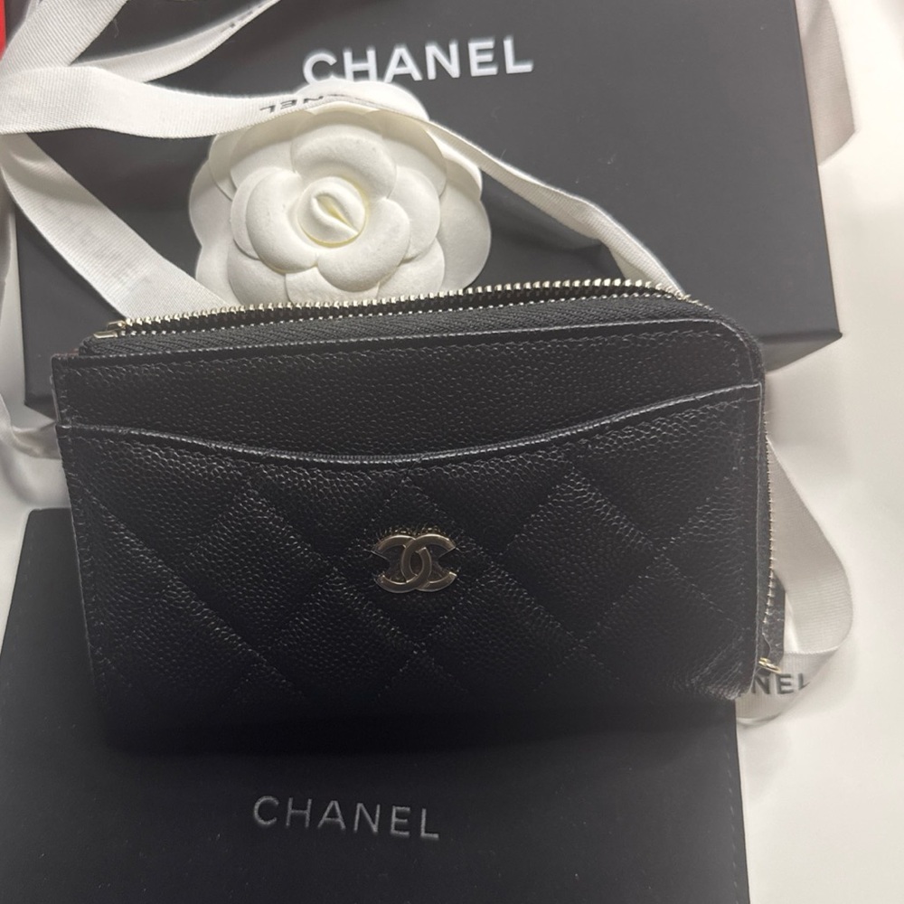 CHANEL Black Quilted Card Coin Zip Wallet